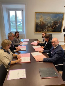 Signature d'un protocole pour lutter contre les incivilités